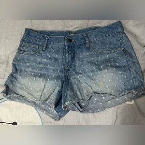 *Washed color denim shorts